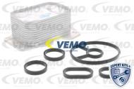 V25-60-0025 VEMO - OIL COOLER, ENGINE OIL FORD 