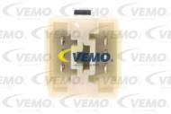 V30-73-0130 VEMO - CZUJNIK STOPU W202/203/C/A208//W/S210/W163/W463