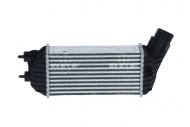 30462 NRF - INTERCOOLER PEUGEOT 3008 09- 