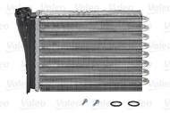 715334 VALEO - NAGRZEWNICA PEUGEOT 208 (03/12>), 2008 (04/13>)