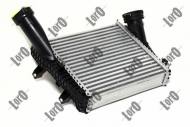 003-018-0010 ABAK - INTERCOOLER /LORO/ Q7 (06-)/ CAYENNE (02-)/ TOUAREG (02-)